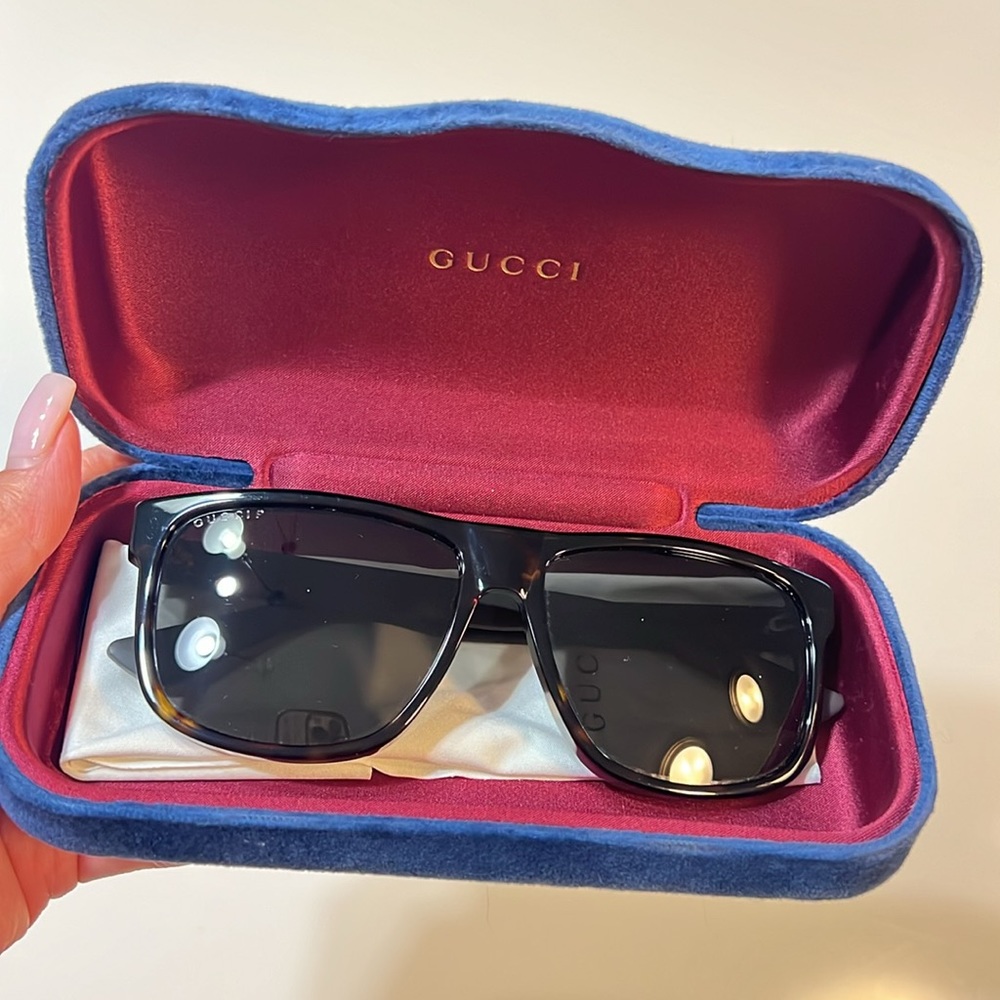 Gucci tortoise sunglasses